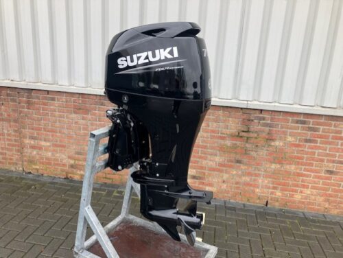 Nieuwe Suzuki 70 pk 4 takt EFI langstaart