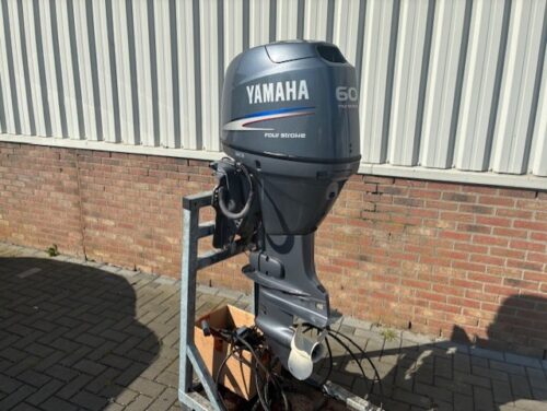 Yamaha 60 pk 4 takt EFI langstaart