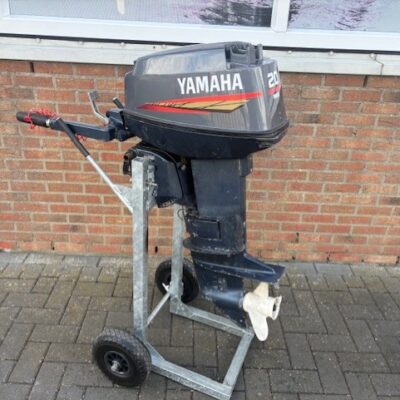 Yamaha 20 pk Autolube kortstaart