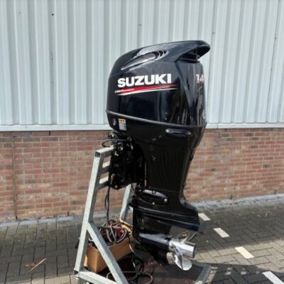 Suzuki 140 pk 4 takt EFI langstaart