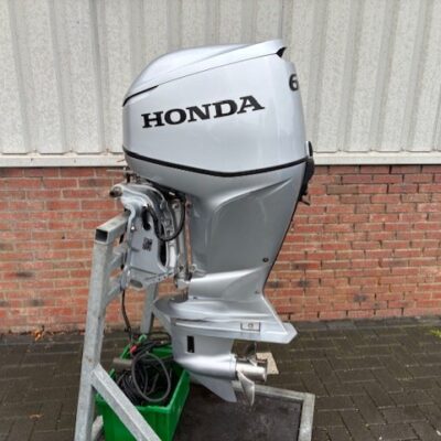 Honda 60 pk 4 takt EFI langstaart